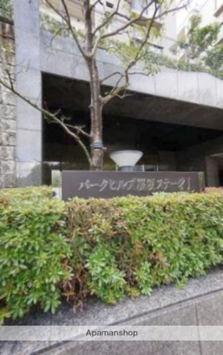 福岡県福岡市中央区桜坂3丁目の賃貸マンションの外観