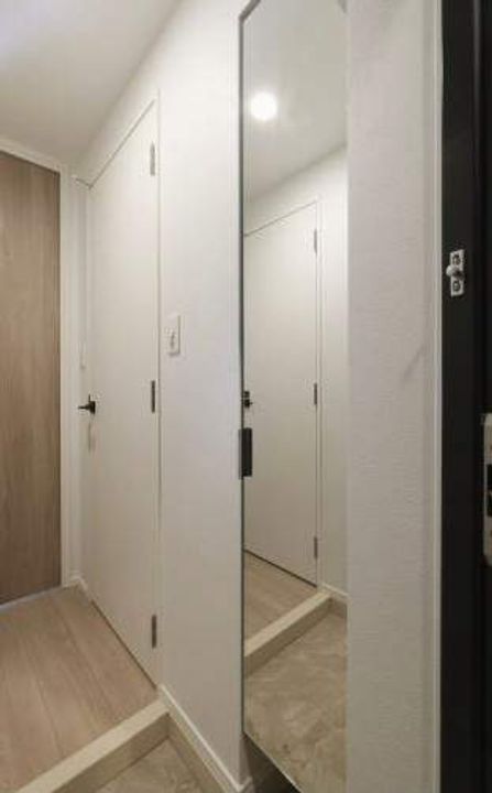 福岡県福岡市中央区春吉1丁目の賃貸マンションの玄関