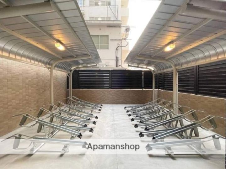 福岡県福岡市中央区舞鶴1丁目の賃貸マンションの外観