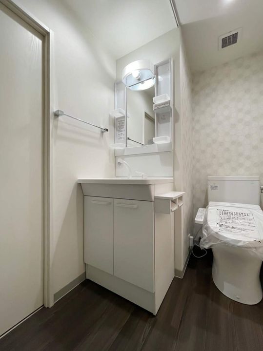 チュリス川端のその他画像