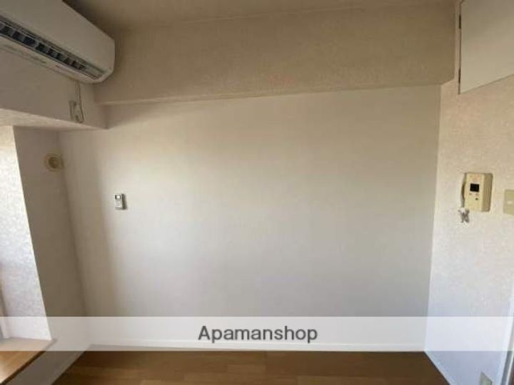 福岡県福岡市中央区地行1丁目の賃貸マンションの内装