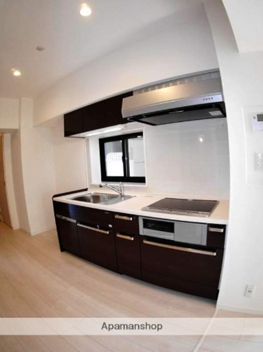 福岡県福岡市中央区長浜3丁目の賃貸マンションのキッチン