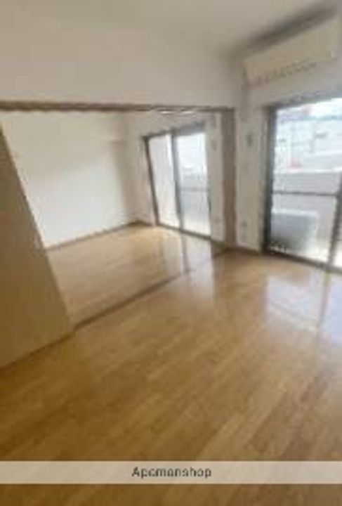 福岡県福岡市東区松島3丁目の賃貸マンションの居間