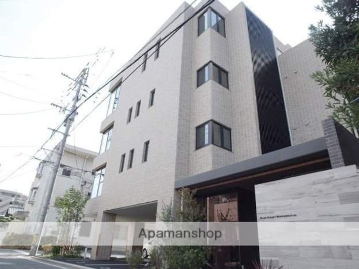 福岡県福岡市中央区梅光園2丁目の賃貸マンションの外観