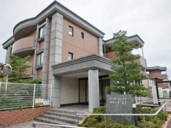 福岡県糟屋郡須惠町大字須惠の賃貸マンションの外観