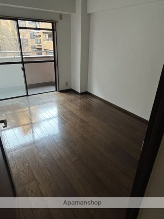 福岡県福岡市中央区赤坂2丁目の賃貸マンションの内装