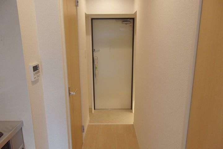 FLレジデンス1の玄関