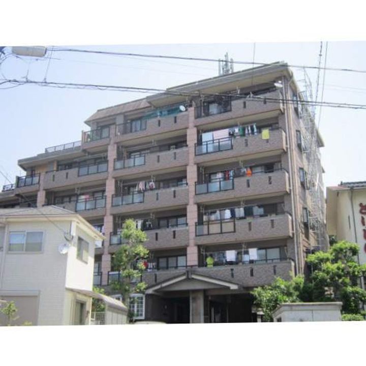 福岡県福岡市城南区長尾2丁目の賃貸マンションの外観