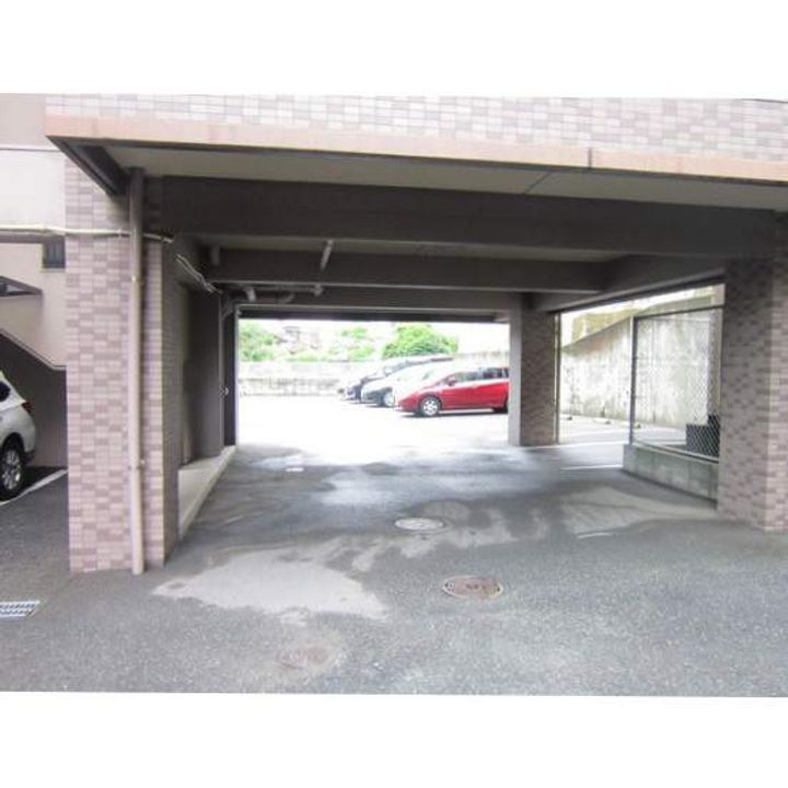 福岡県福岡市城南区長尾2丁目の賃貸マンションの外観