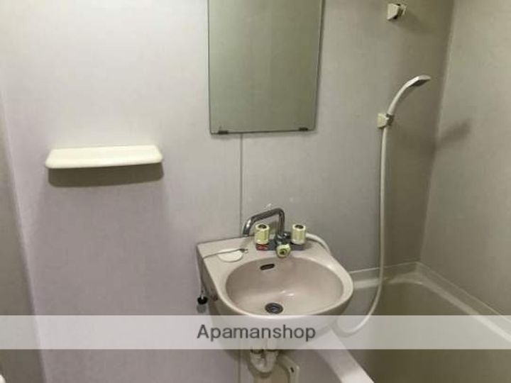 福岡県福岡市中央区六本松2丁目の賃貸マンションの風呂