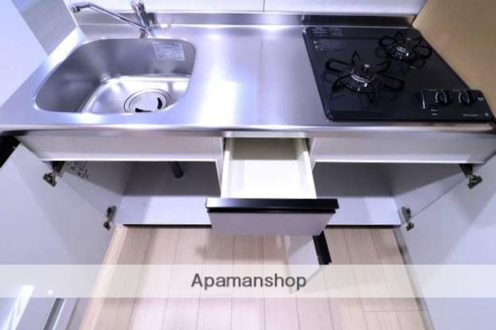 福岡県福岡市中央区清川3丁目の賃貸マンションのキッチン