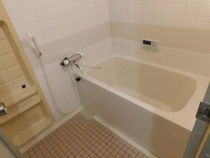 福岡県福岡市早良区百道1丁目の賃貸マンション302の風呂