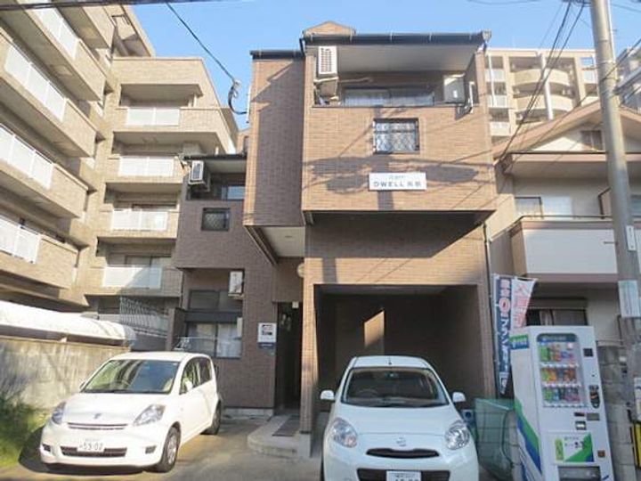 福岡県福岡市中央区鳥飼1丁目の賃貸アパート201の外観