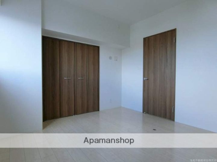 福岡県糟屋郡粕屋町仲原1丁目の賃貸マンションの内装