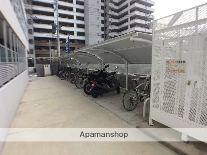 福岡県糟屋郡粕屋町仲原1丁目の賃貸マンションの外観