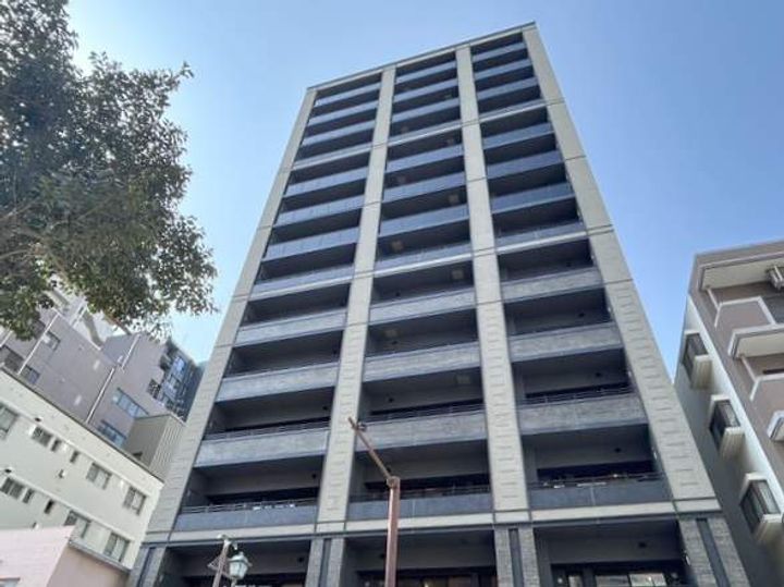 福岡県福岡市中央区荒戸1丁目の賃貸マンションの外観