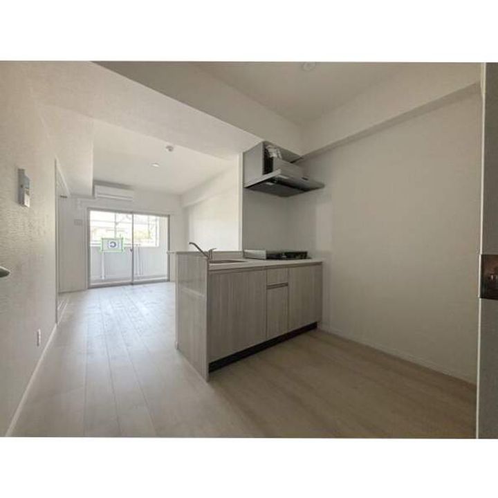 福岡県福岡市南区寺塚1丁目の賃貸マンションの内装