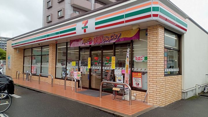 福岡県春日市上白水9丁目の賃貸アパート301の周辺