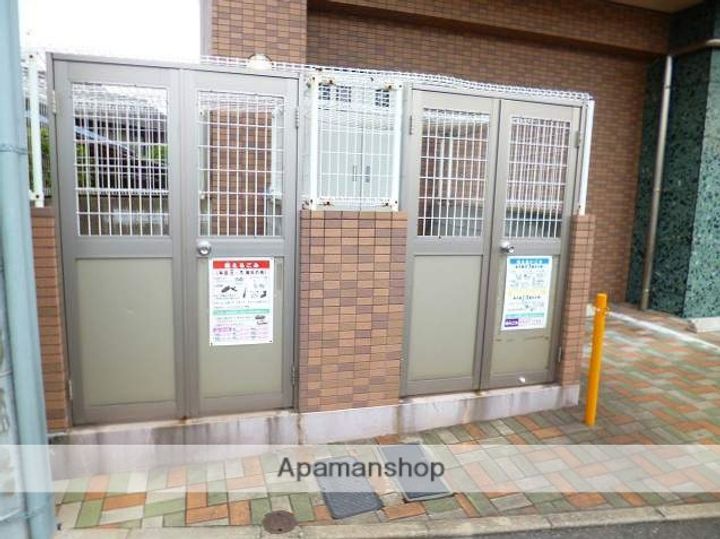 福岡県福岡市博多区春町1丁目の賃貸マンションの外観