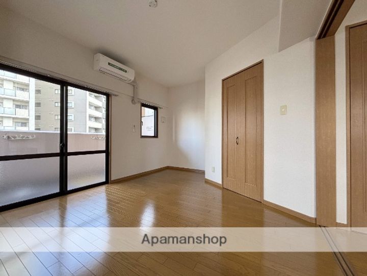 福岡県福岡市博多区博多駅南2丁目の賃貸マンションの内装