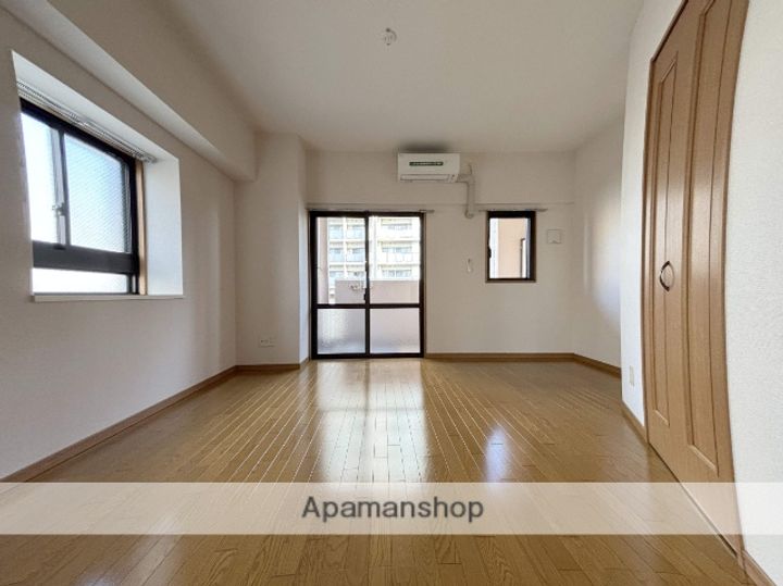 福岡県福岡市博多区博多駅南2丁目の賃貸マンションの内装