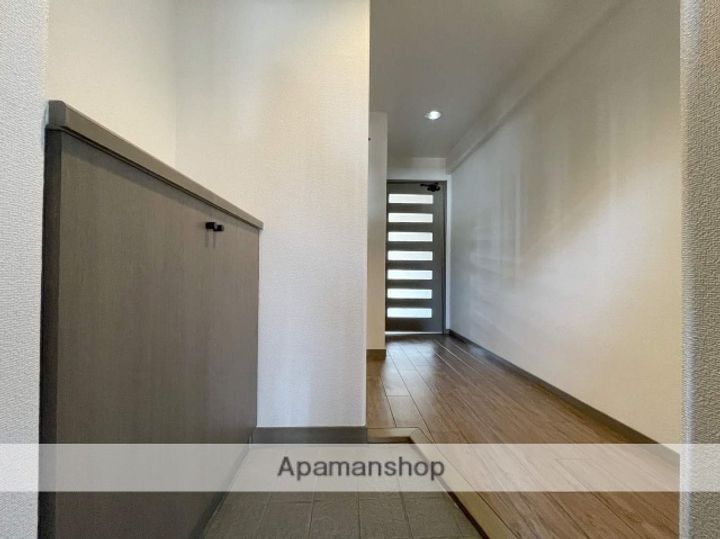 サーパス博多駅前の玄関