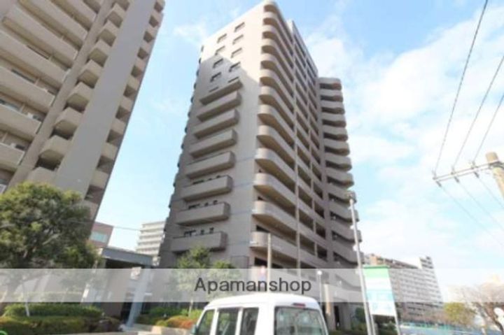 サーパス博多駅前の外観