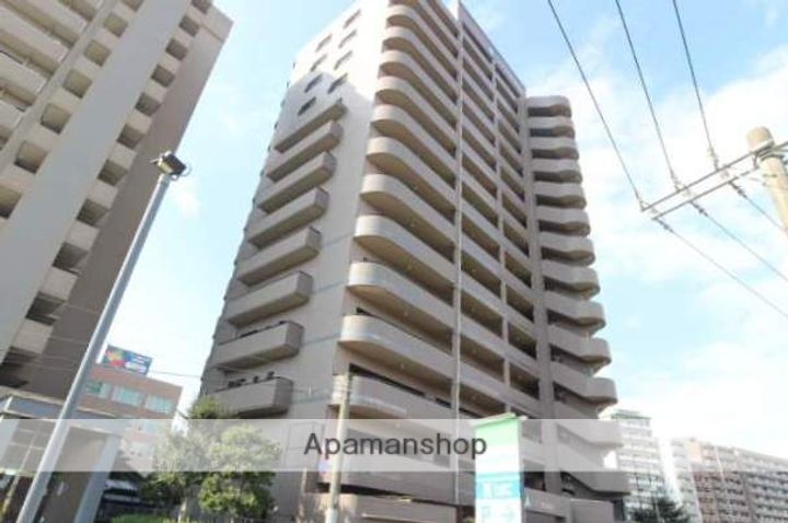 サーパス博多駅前の外観