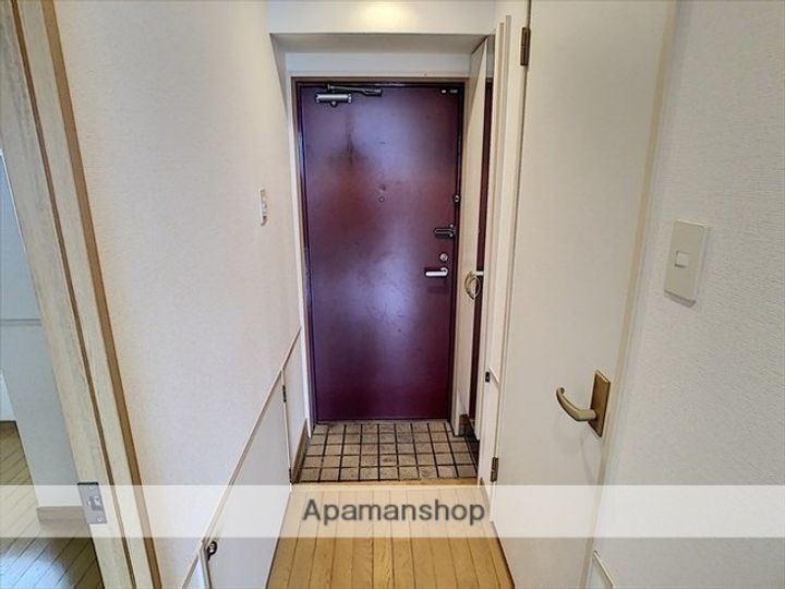 福岡県福岡市博多区博多駅南5丁目の賃貸マンションの玄関