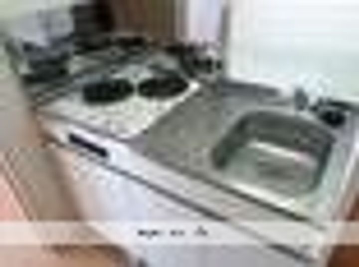 福岡県福岡市博多区諸岡5丁目の賃貸アパートのキッチン