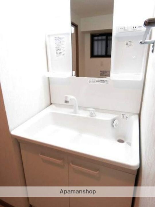 福岡県福岡市博多区博多駅南2丁目の賃貸マンションの内装