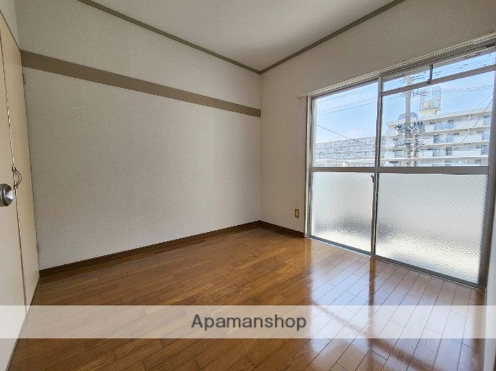 福岡県福岡市南区向新町2丁目の賃貸マンションの内装