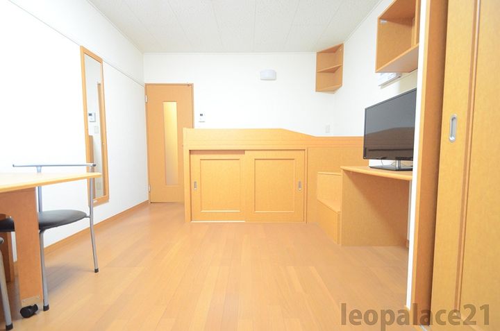 レオパレス福岡大学前Aの居間