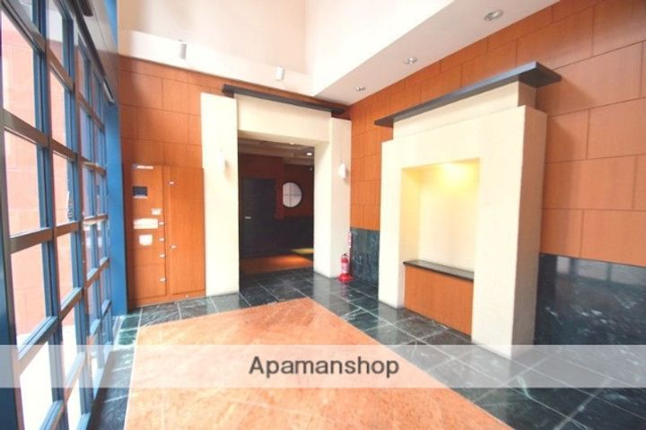 ルネッサンス21薬院サウスの外観