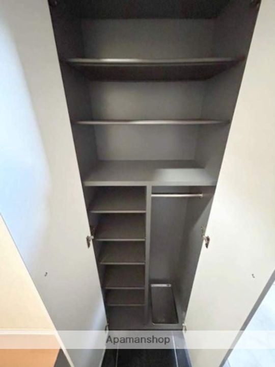 アクタス天神アネックスⅢの玄関