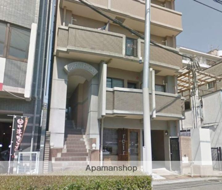 セリエ平尾の外観