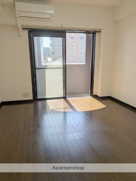 ピュアドームグラース天神の居間