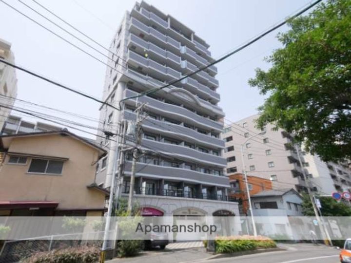 エステート・モア平尾山荘通りの外観