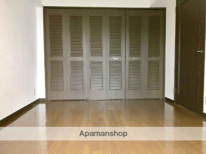 日之出ビル高砂の内装