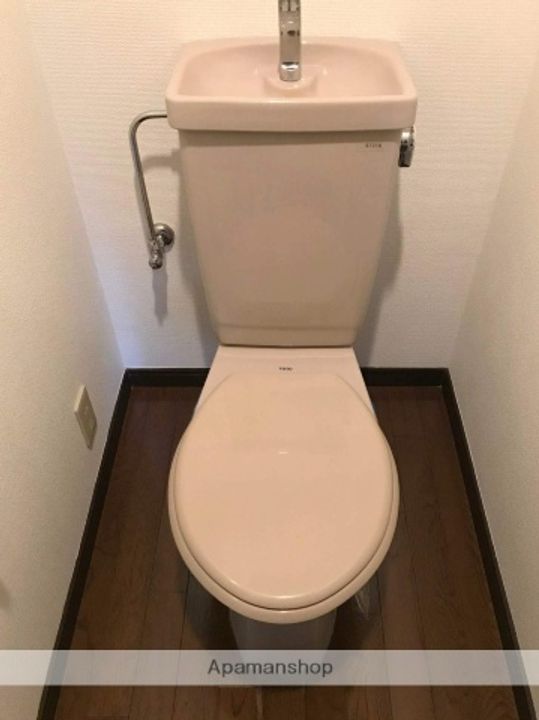 日之出ビル高砂の内装