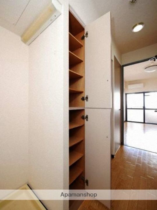 アーバンクルーザー高砂の内装