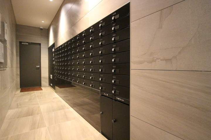 福岡県福岡市博多区築港本町の賃貸マンションの外観
