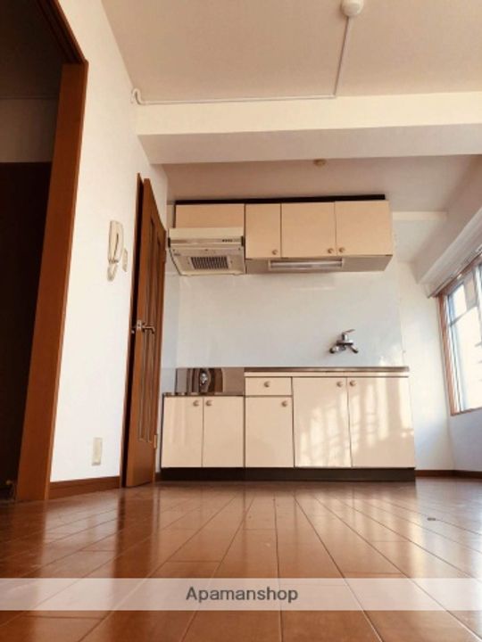 福岡県福岡市博多区博多駅南3丁目の賃貸マンションのキッチン