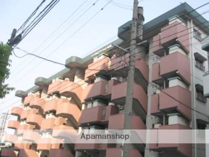 エメラルドマンション比恵の外観