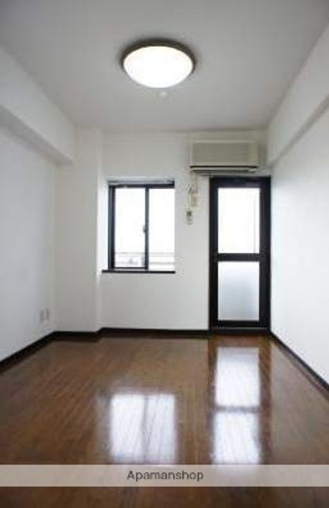 福岡県福岡市博多区堅粕4丁目の賃貸マンションの内装