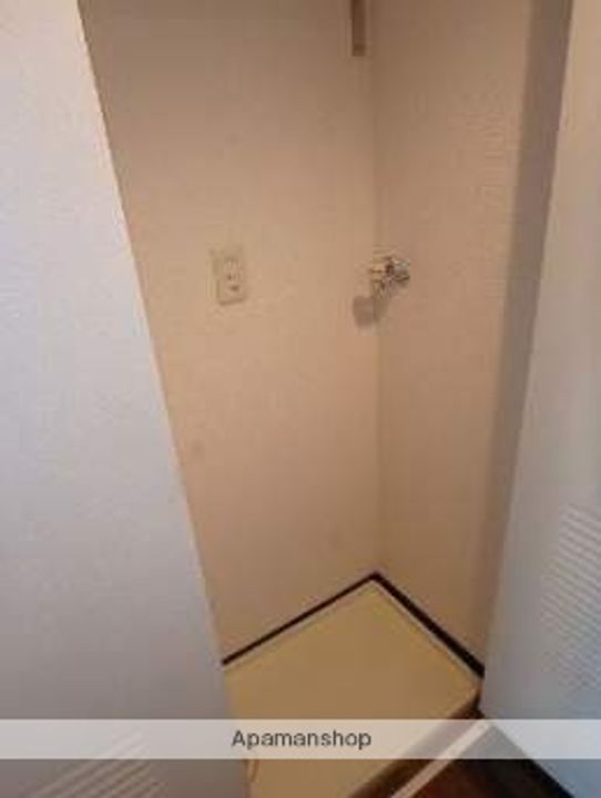 福岡県福岡市博多区堅粕4丁目の賃貸マンションの内装