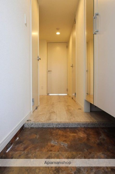 福岡県福岡市博多区神屋町の賃貸マンションの玄関