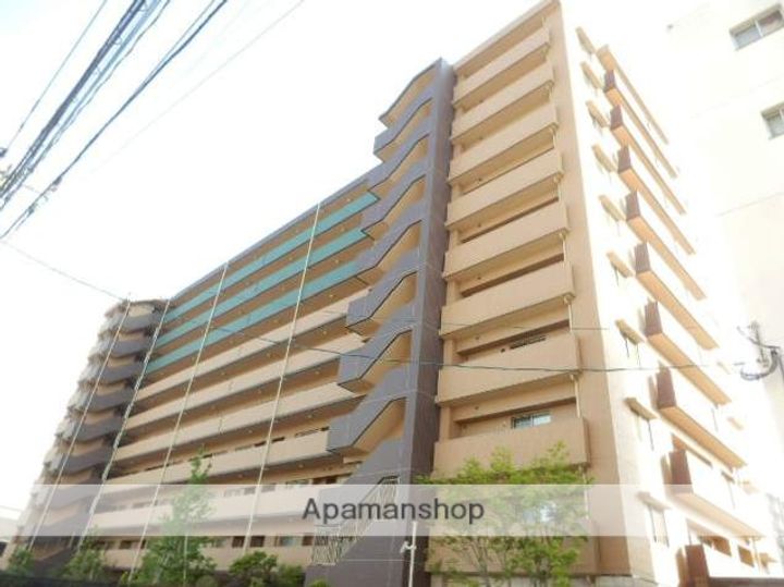 福岡県福岡市博多区吉塚5丁目の賃貸マンションの外観