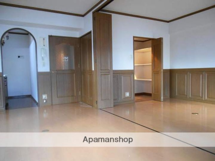 福岡県福岡市博多区大博町の賃貸マンションの居間