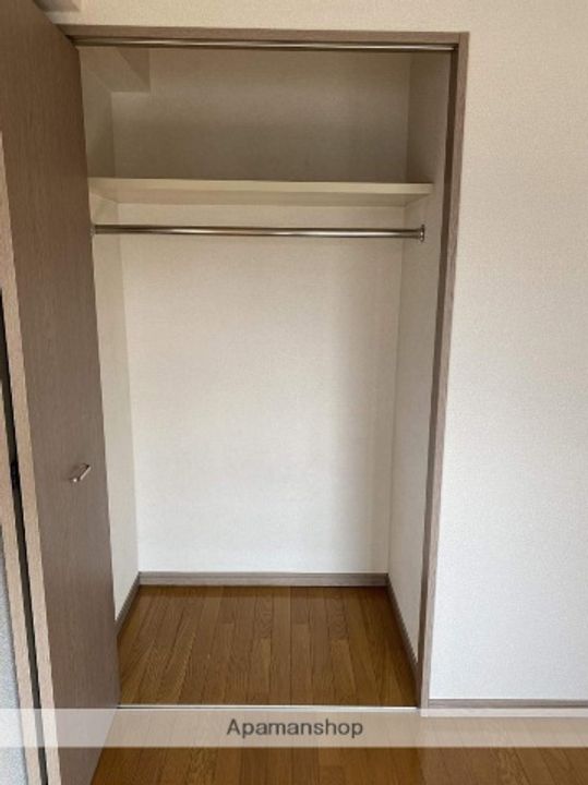 福岡県福岡市博多区吉塚8丁目の賃貸マンションの内装